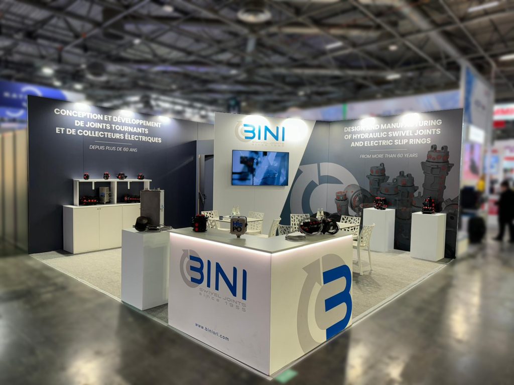 BINI - stand